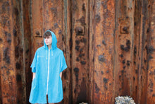 Load image into Gallery viewer, Swell Shell Zip Poncho Blue
