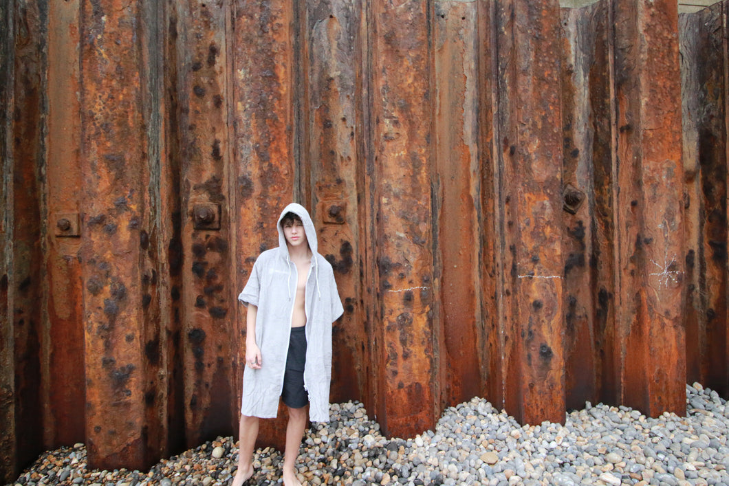 Swell Shell Zip Poncho Grey